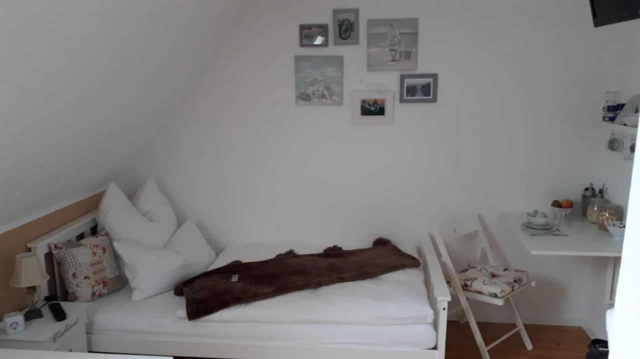 Guest House Dommitzsch ภายนอก รูปภาพ